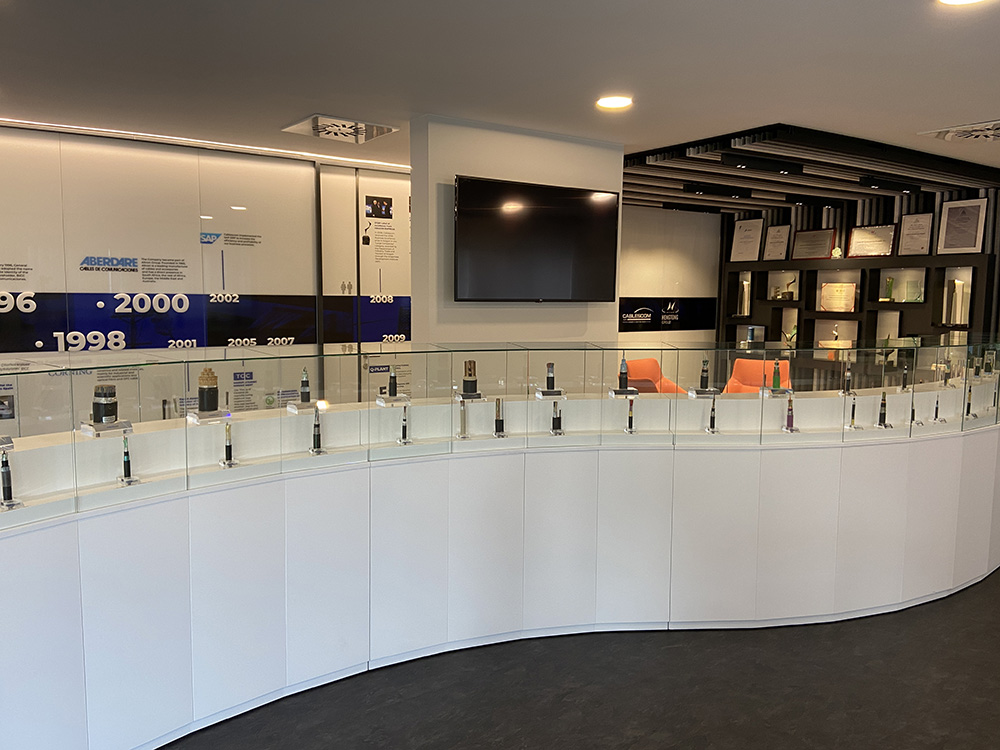 cablescom-interiorismo-amubelamiento-integral-de-oficinas-Lara