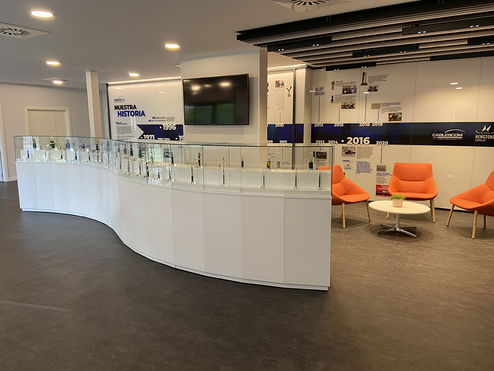 cablescom-interiorismo-amubelamiento-integral-de-oficinas-Lara