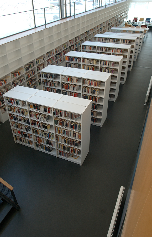 Biblioteca-Benjamín-Jarnes-equipamiento-global-interiorismo-y-amueblameinto-integral-de-oficinas
