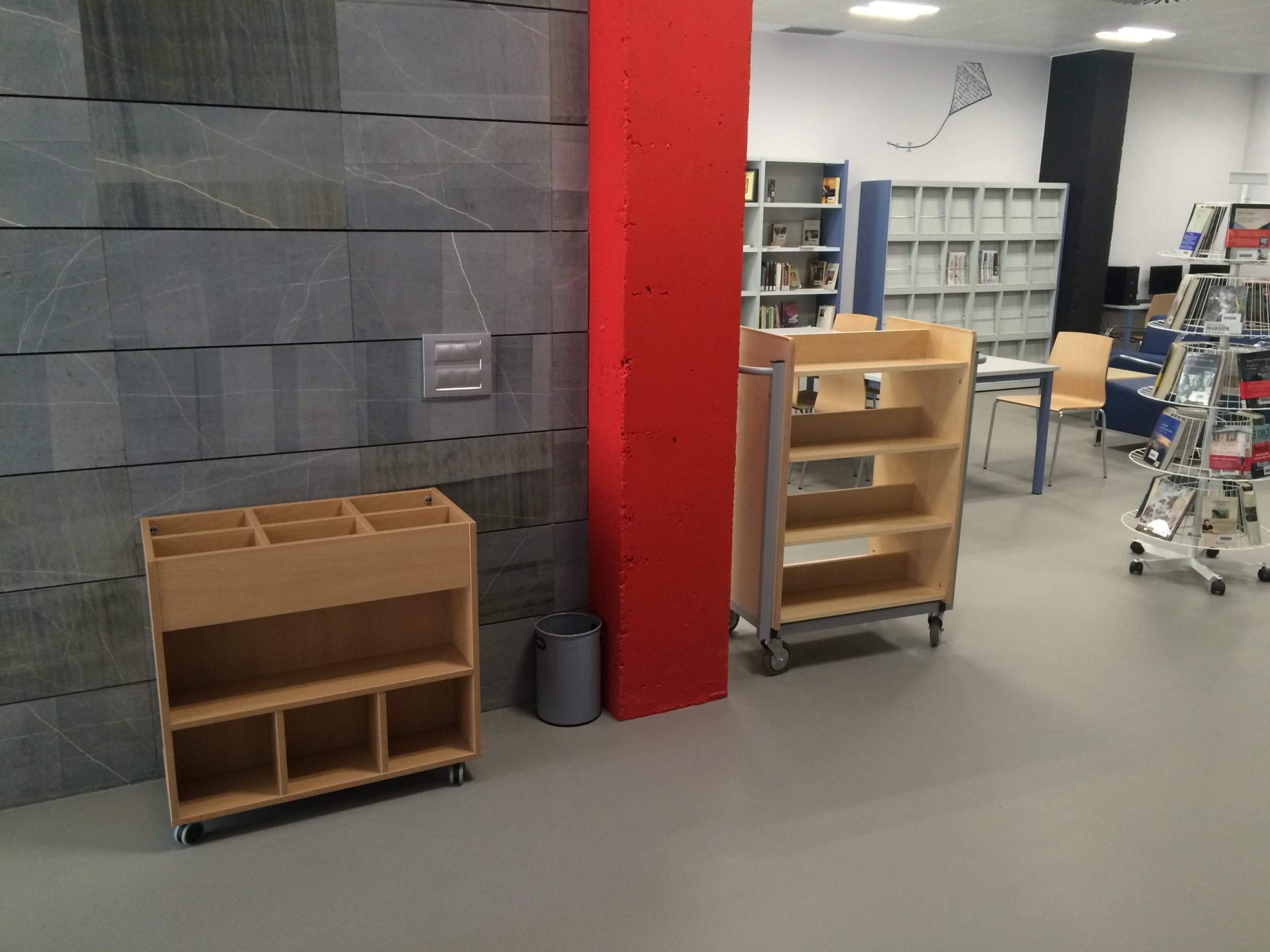 Biblioteca-Parque-Goya-equipamiento-publico-calidad-interiorismo-y-amueblamiento-integral-de-oficinas-LARA