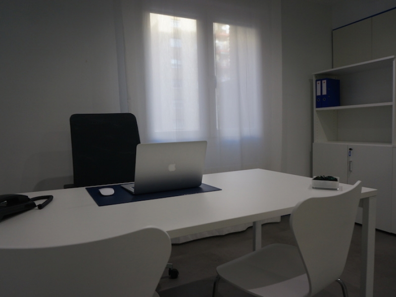 Centro-de-negocios-Parque-Grande-interiorismo-y-amueblamiento-integral-de-oficinas-LARA