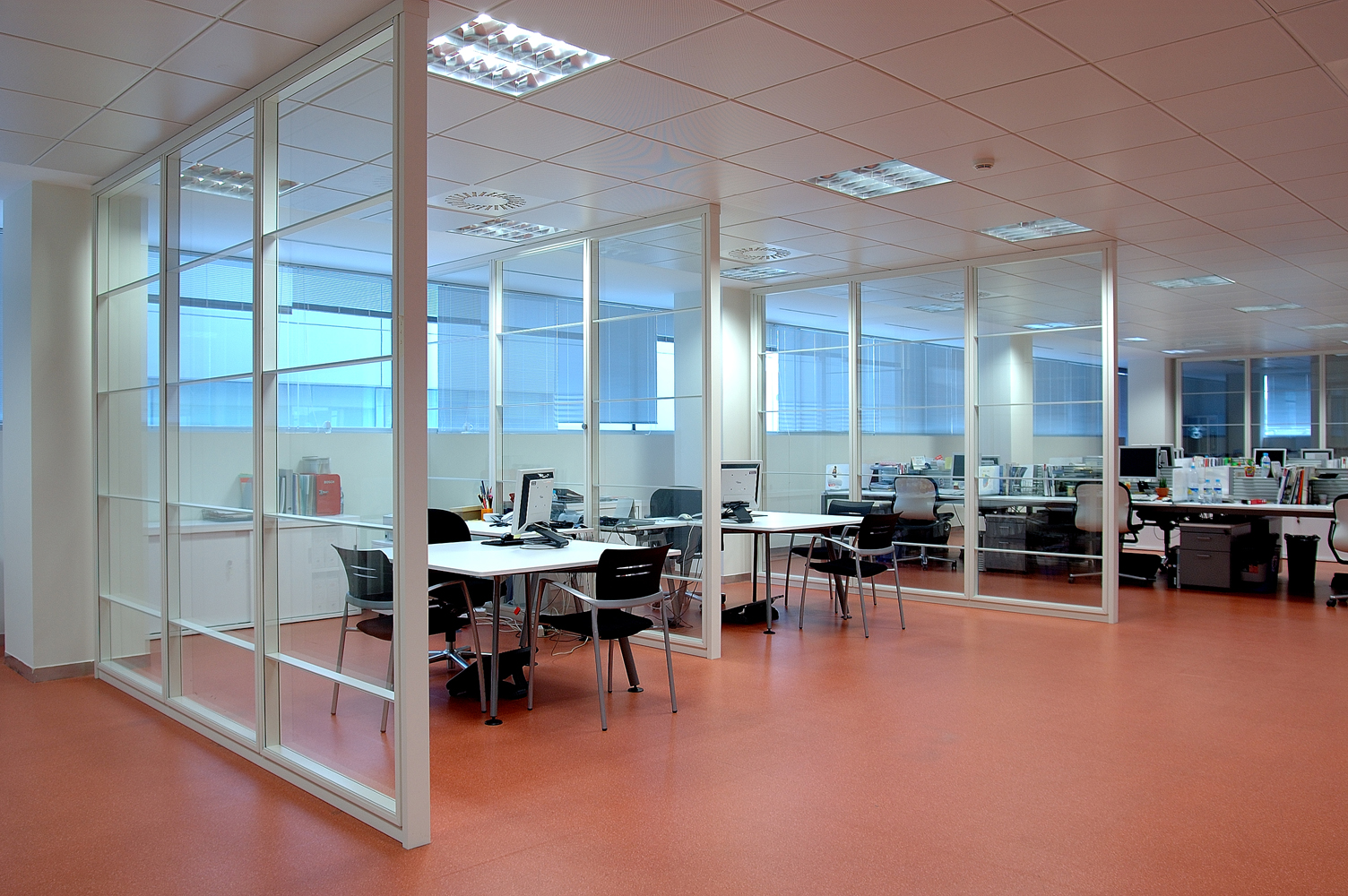 bsh-plaza-interiorismo-y-amueblamiento-integral-de-oficinas-Lara-muebles-oficina-zaragoza