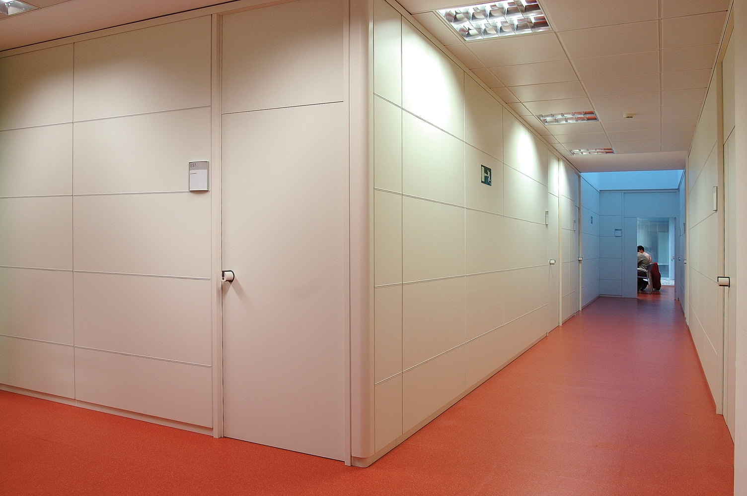 bsh-plaza-interiorismo-y-amueblamiento-integral-de-oficinas-Lara-muebles-oficina-zaragoza
