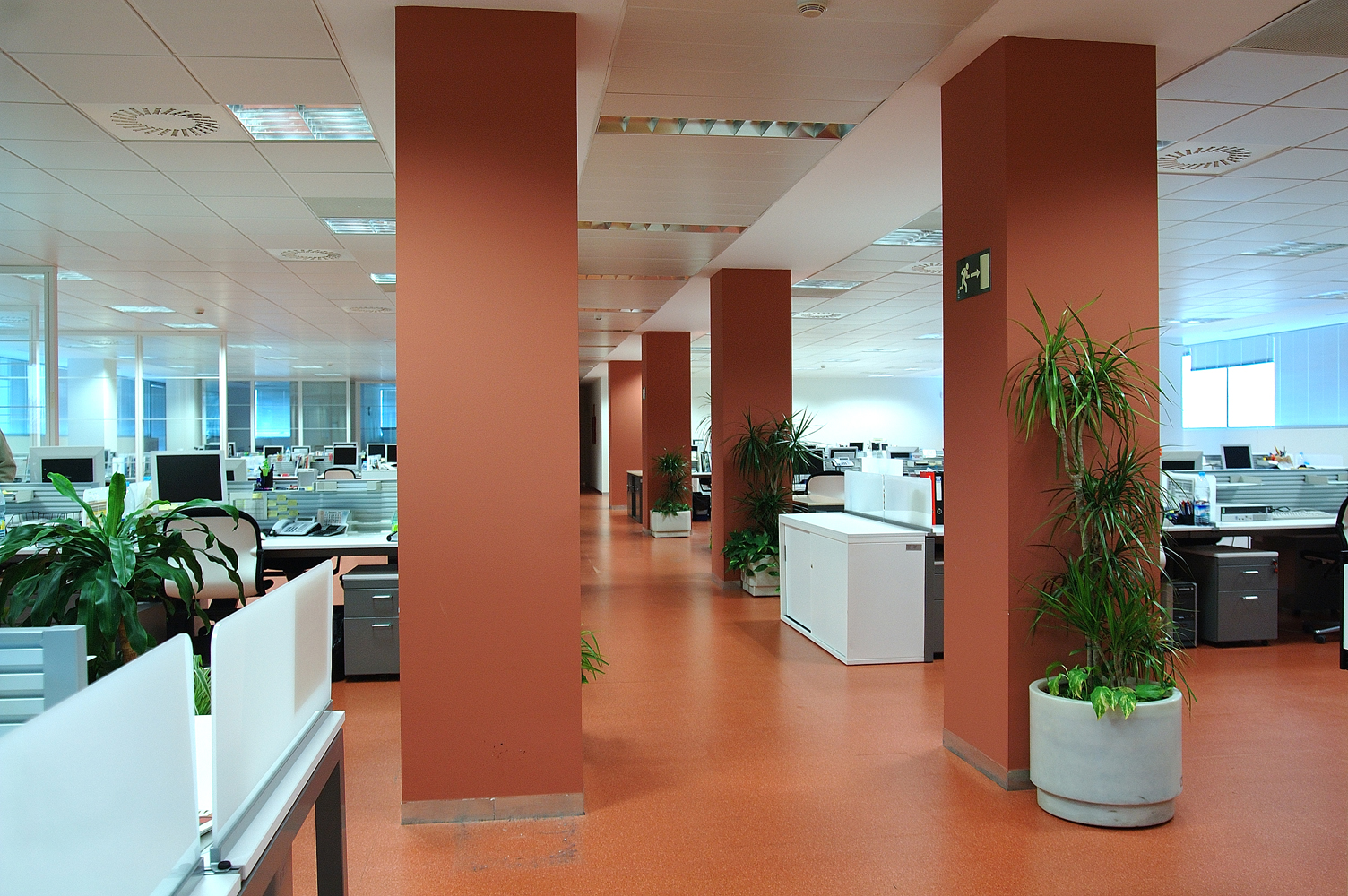 bsh-plaza-interiorismo-y-amueblamiento-integral-de-oficinas-Lara-muebles-oficina-zaragoza