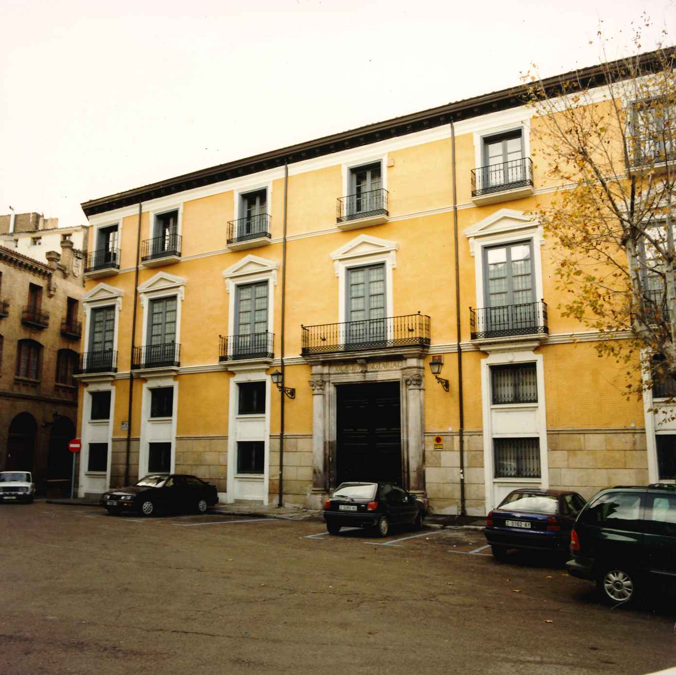 LARA-INTERIORISMO-Y-AMUEBLAMIENTO-INTEGRAL-DE-OFICINAS-ZARAGOZA-COLEGIO-NOTARIAL-ZARAGOZA