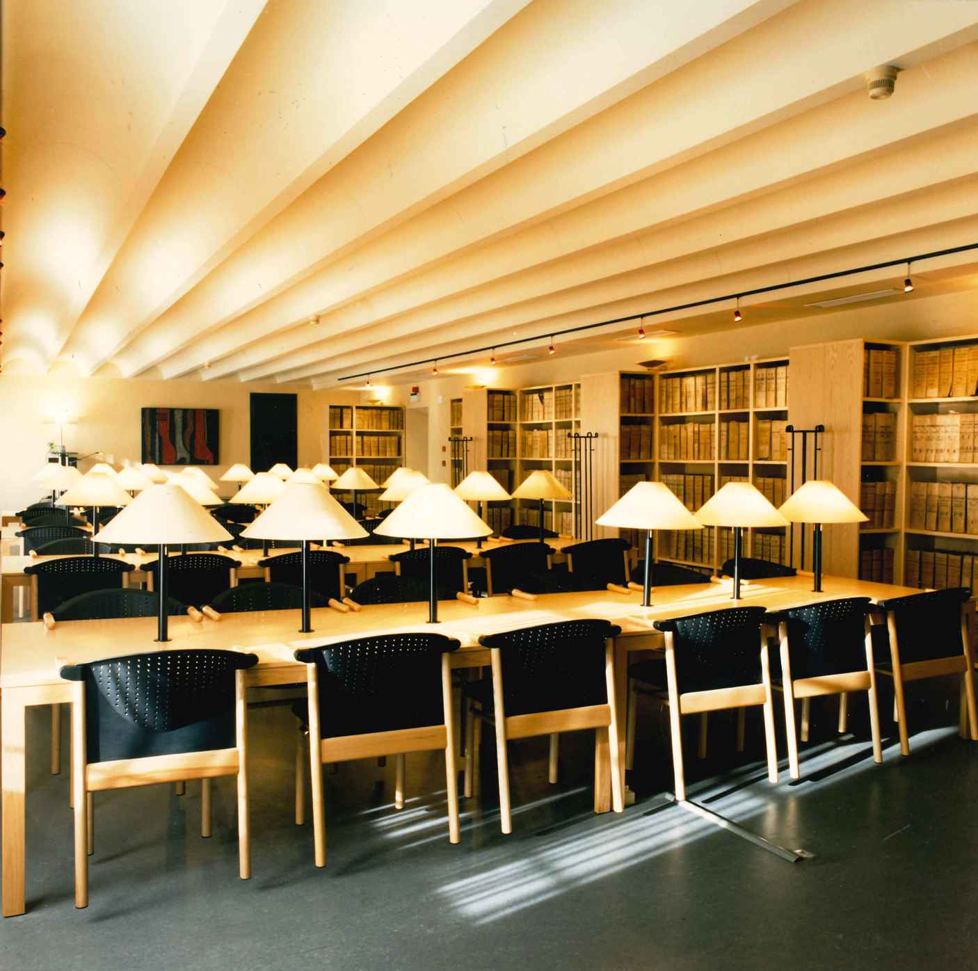 LARA-INTERIORISMO-Y-AMUEBLAMIENTO-INTEGRAL-DE-OFICINAS-ZARAGOZA-COLEGIO-NOTARIAL-ZARAGOZA