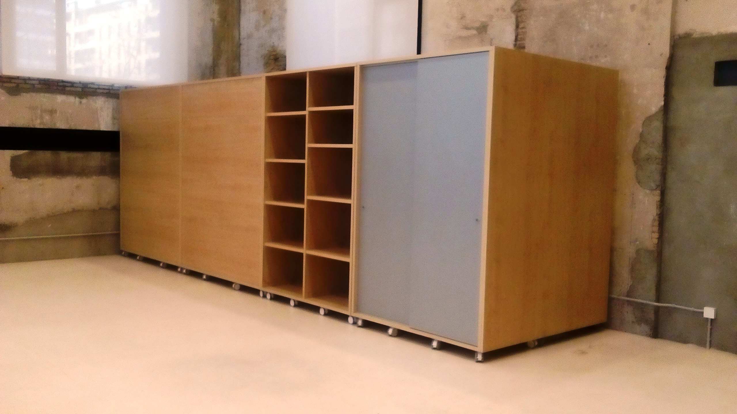 La-Remolacha-HackLab-interiorismo-y-amueblamiennto-integral-de-oficinas-LARA