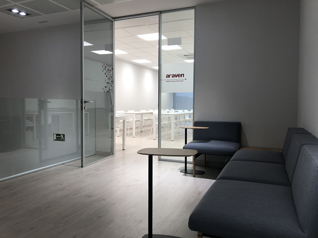 Araven-Group-Reformas-Montajes-Instalaciones-LARA-interiorismo-de-oficinas