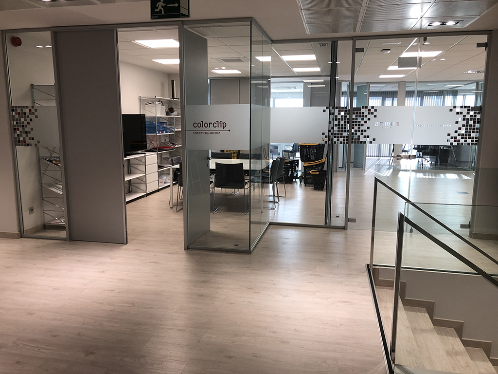 Araven-Group-Reformas-Montajes-Instalaciones-LARA-interiorismo-de-oficinas