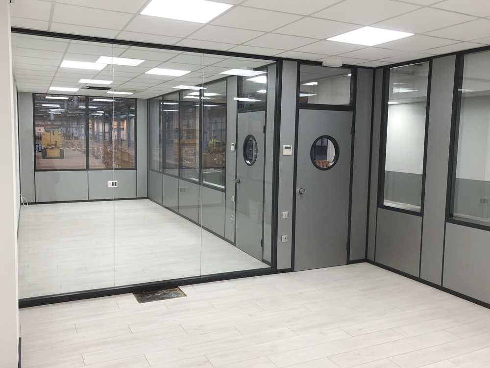 LARA-INTERIORISMO-Y-AMUEBLAMIENTO-INTEGRAL-DE-OFICINAS-ZARAGOZA-SALA-DE-REUNIONES