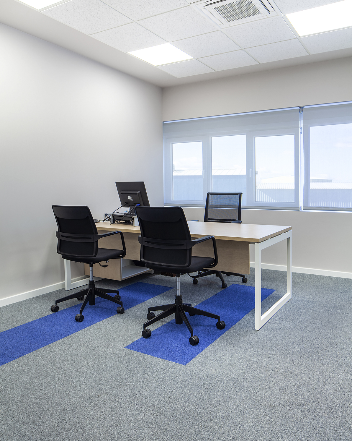 COMPAÑÍA-ARAGONESA-DE-PORTACOCHES-CAPSA-LARA-AMUEBLAMIENTO-INTEGRAL-OFICINAS